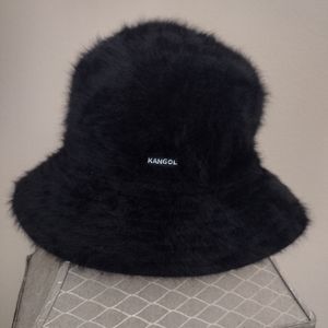 Kangol fur hat Medium